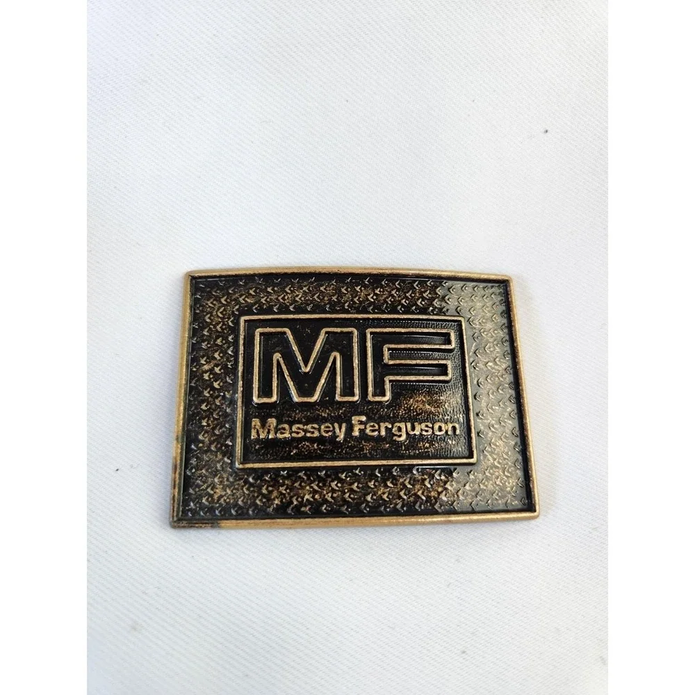 Massey Ferguson MF Advertising‎ Belt Buckle Machinery Antique Vintage Tractors